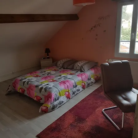 La Demi-lune Bed & Breakfast *