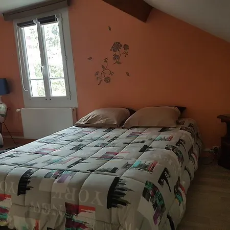 La Demi-lune Bed & Breakfast